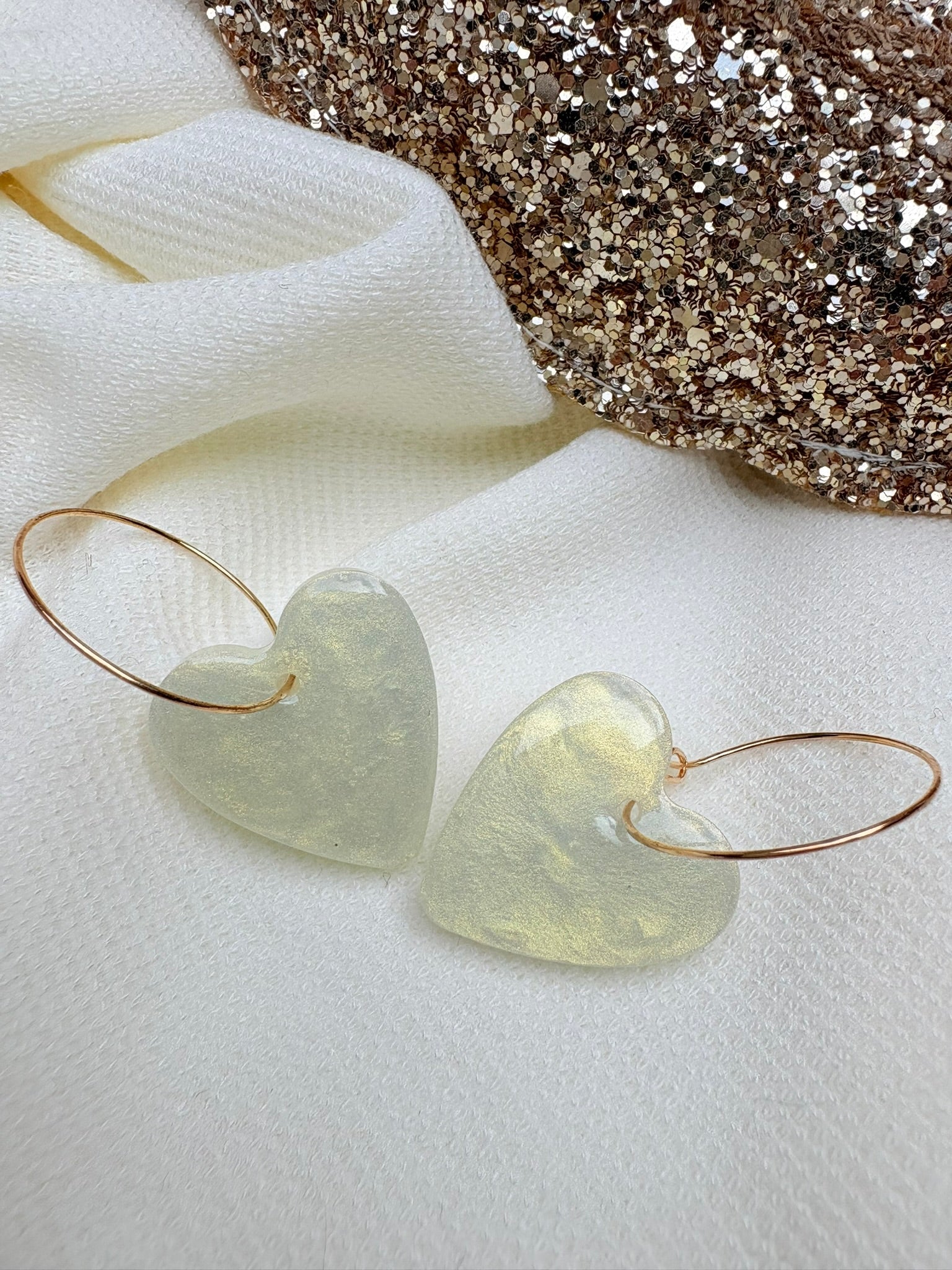 Pétales in Paillettes - Boucles d'oreilles Cœurs