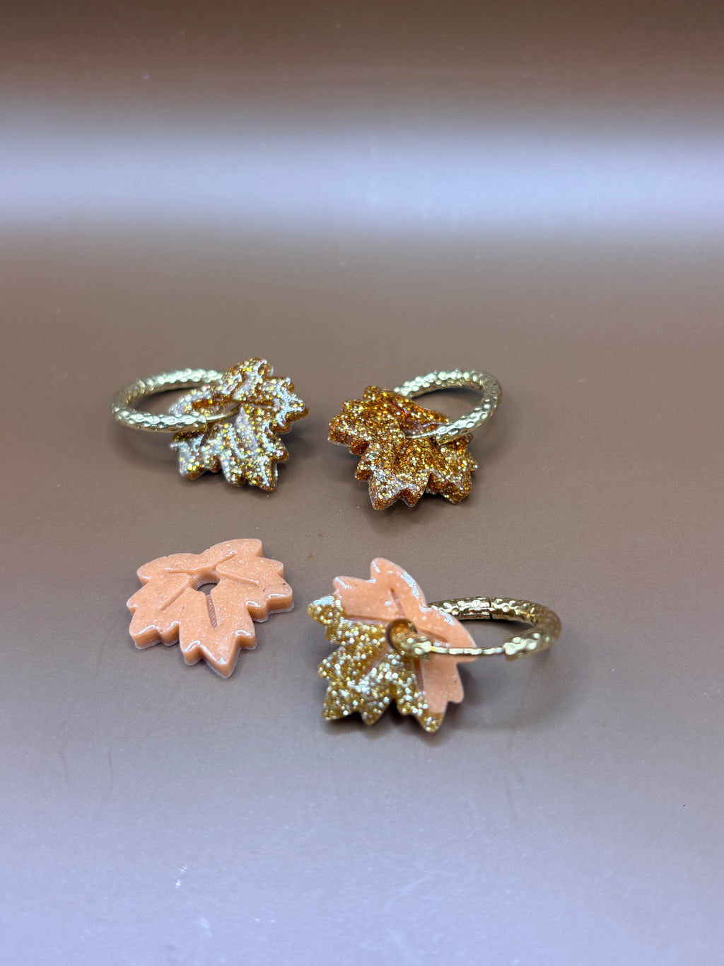 Pampilles Feuilles d’Erable (sans créole ) - Paillettes dorées et rouille