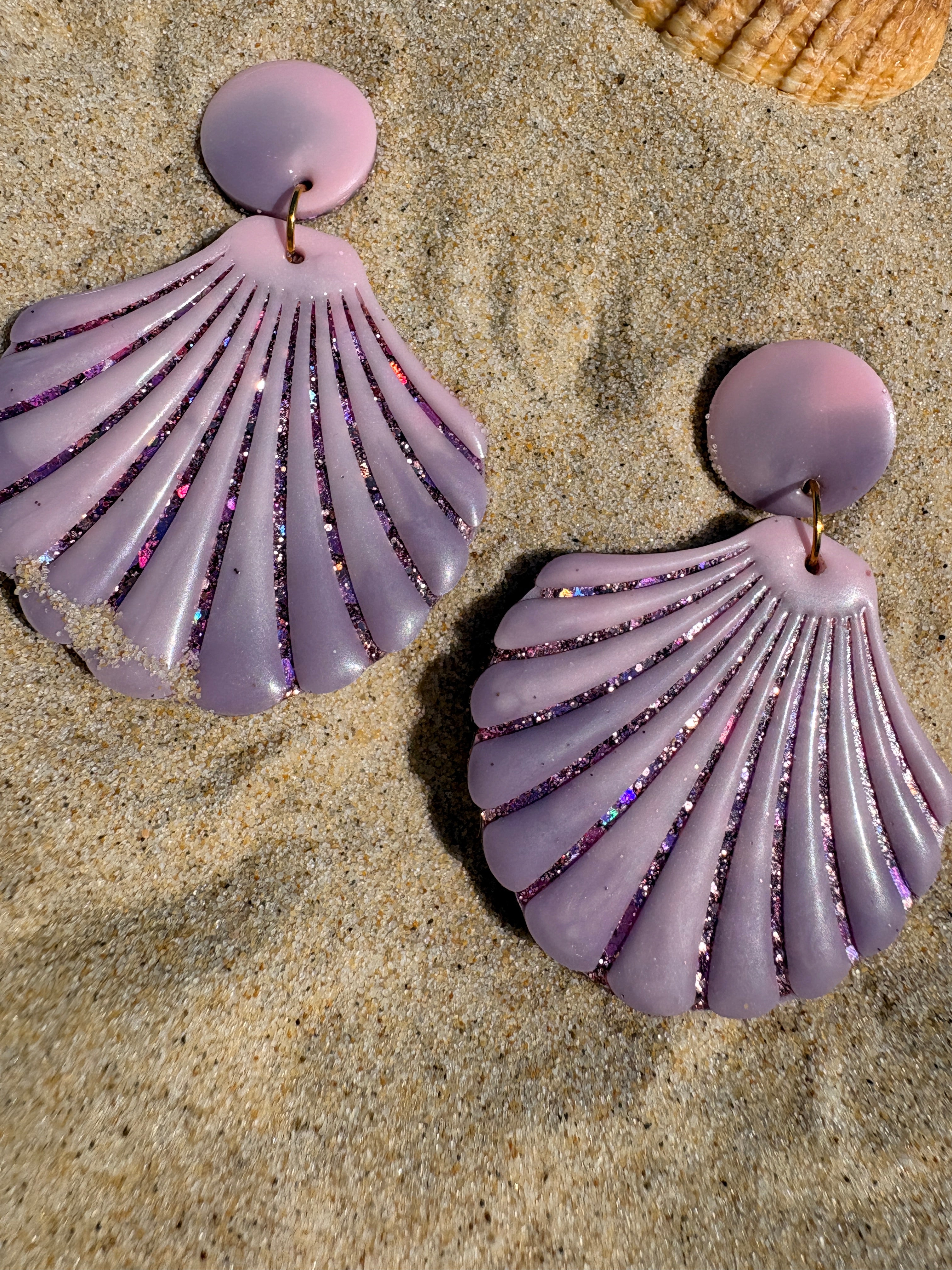 Les grands coquillages 🐚 - Violet/Rose et paillettes dorées roses et violettes