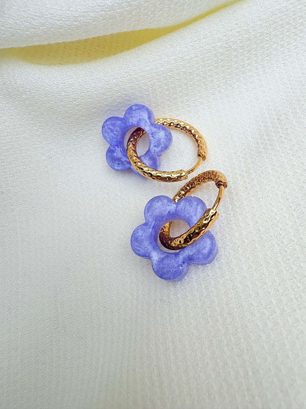 Pampilles Fleurs - taille S - Lilas nacré (sans créoles)