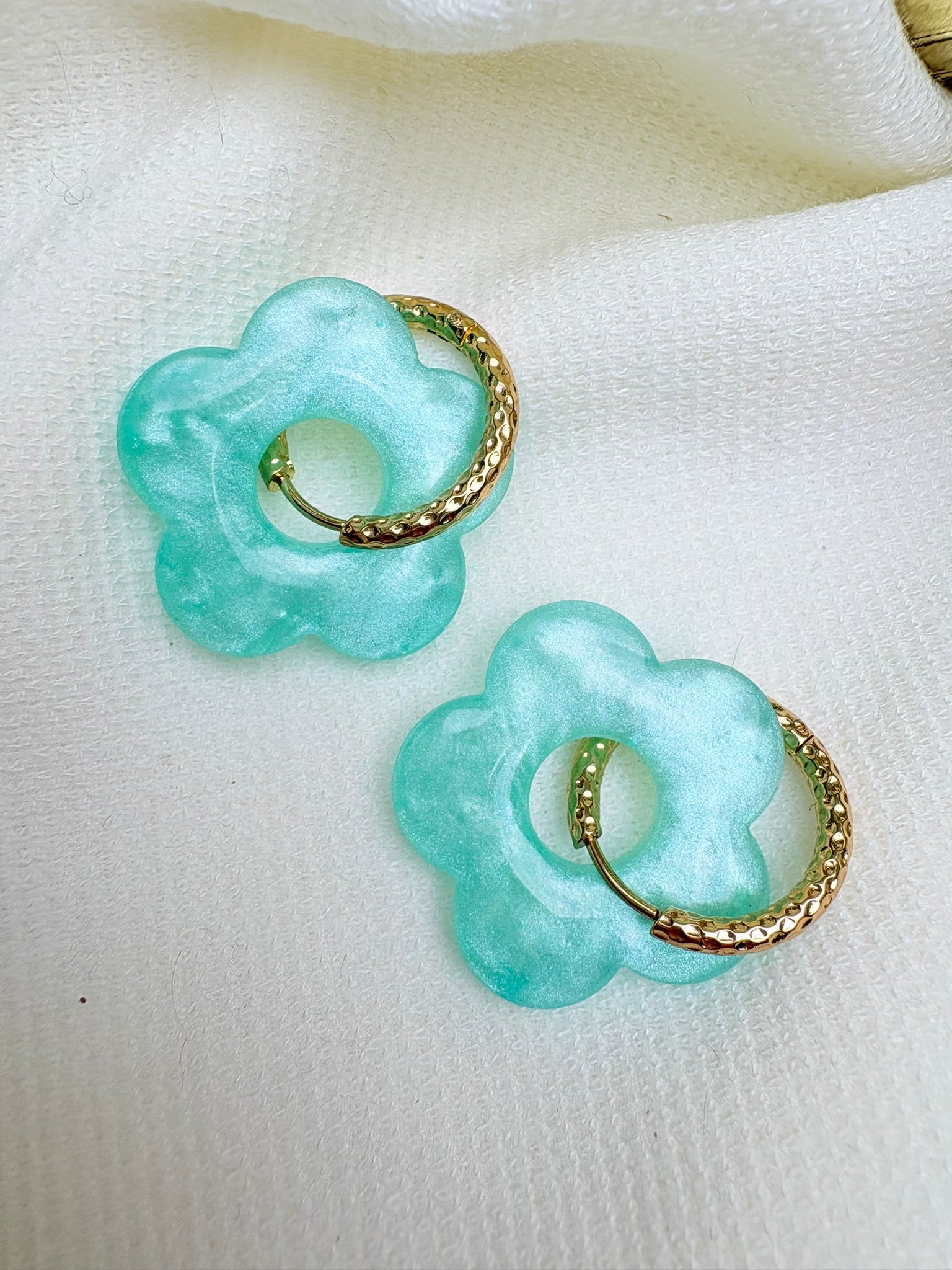 Pampilles Fleurs - taille XL - menthe nacrée (sans créoles)