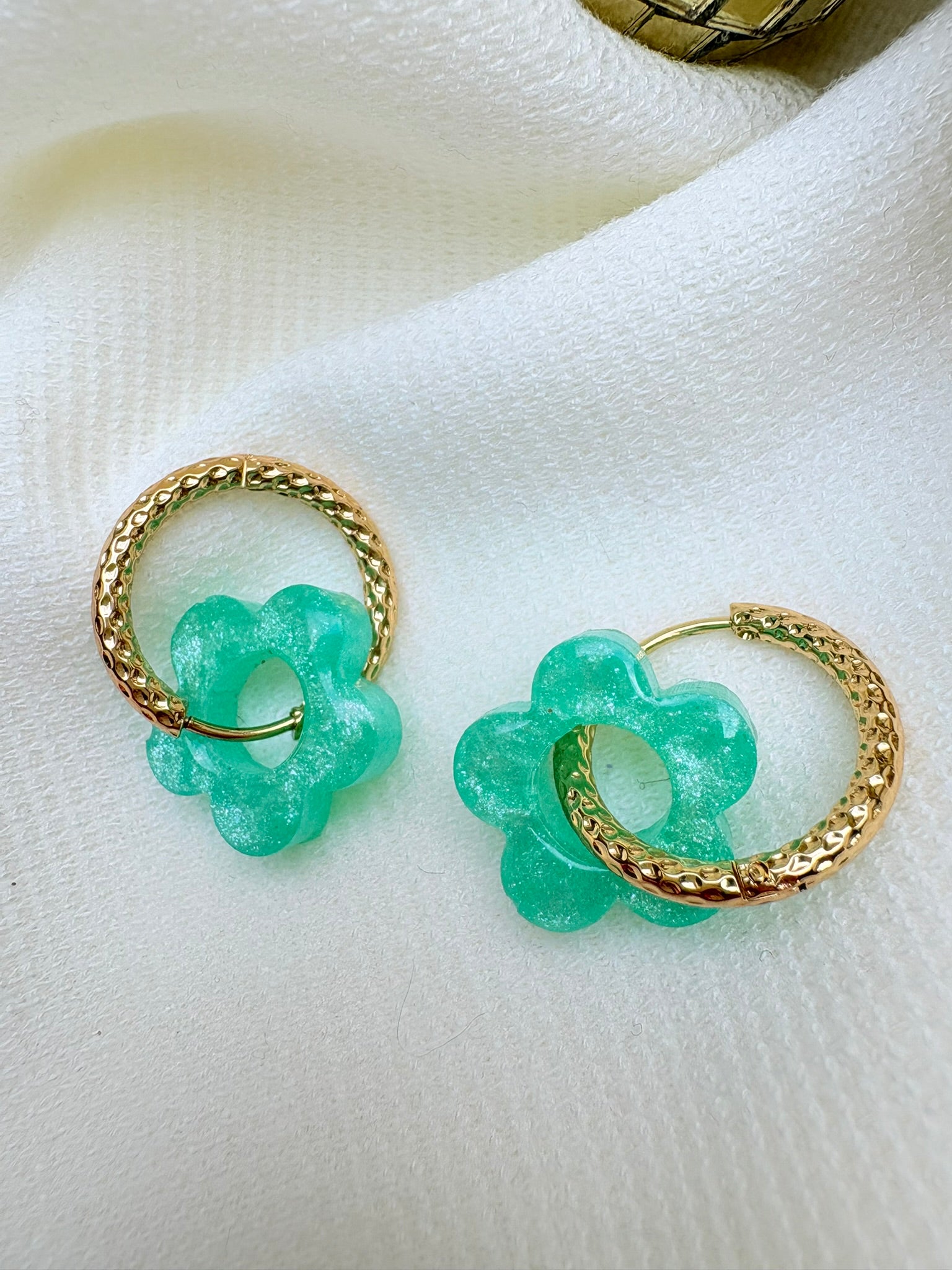 Pampilles Fleurs - taille S - Menthe nacrée (sans créoles)