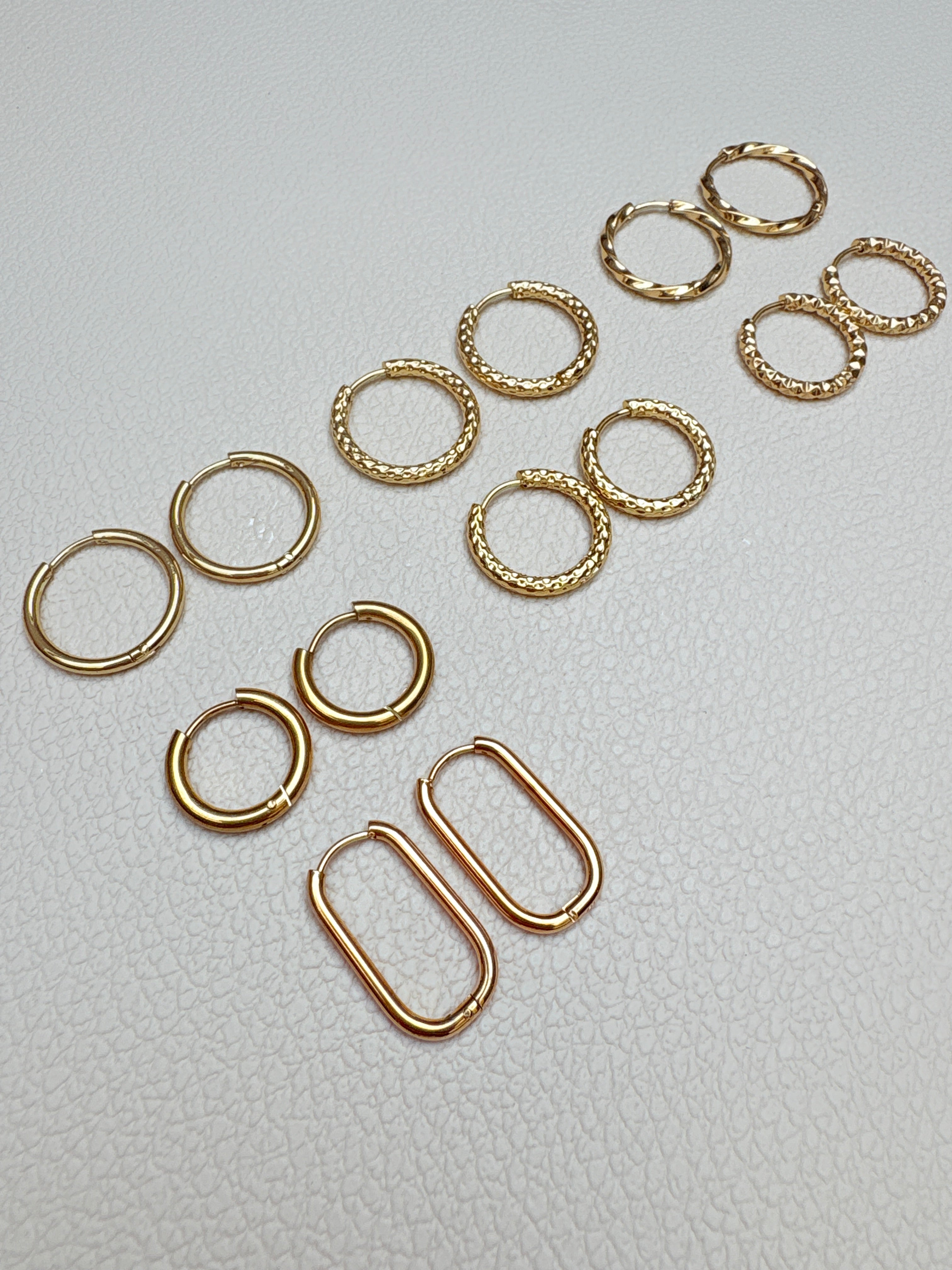 Les créoles dorées personnalisables - acier inoxydable