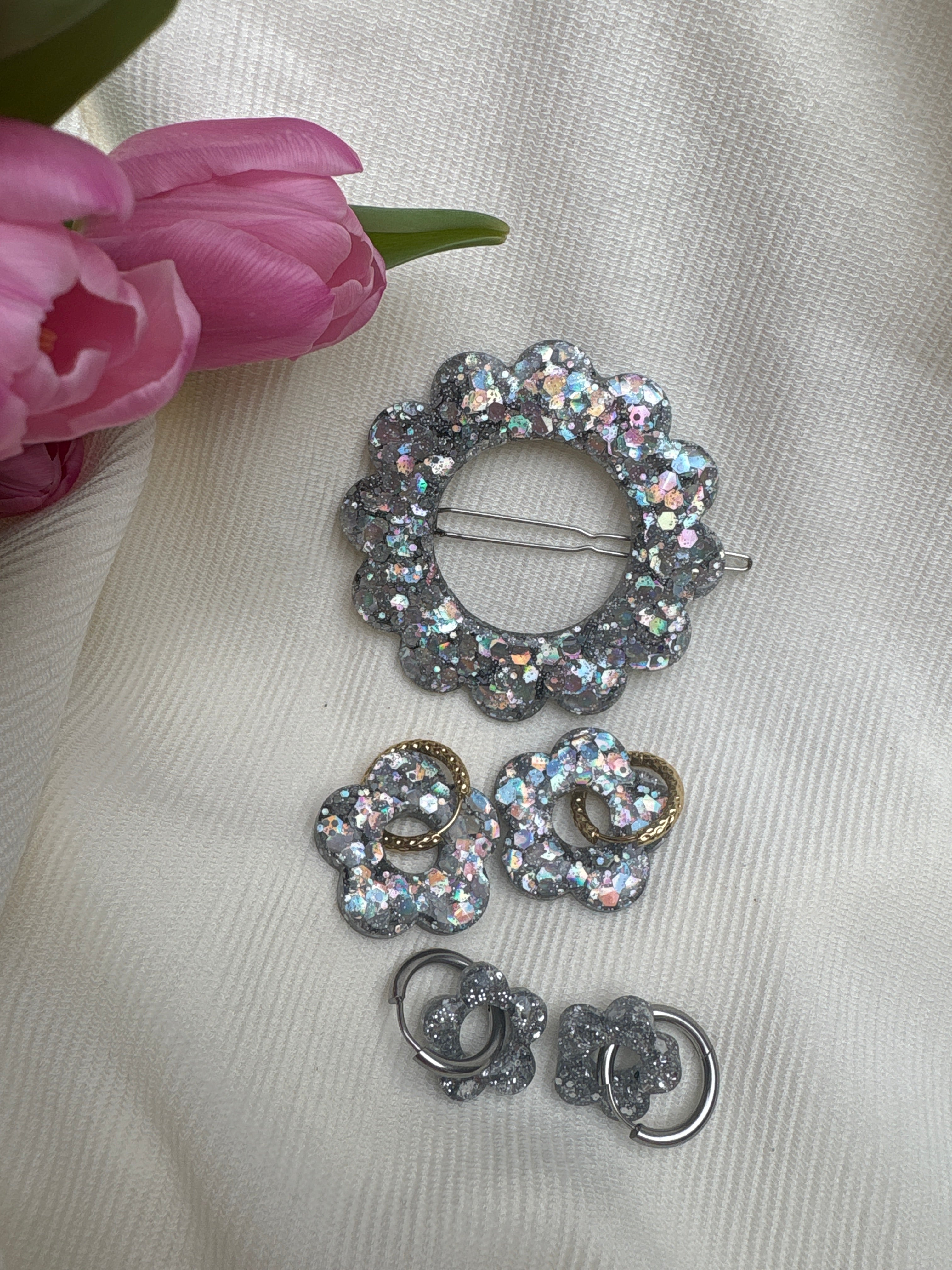 Barrette Fleur - Paillettes argentées