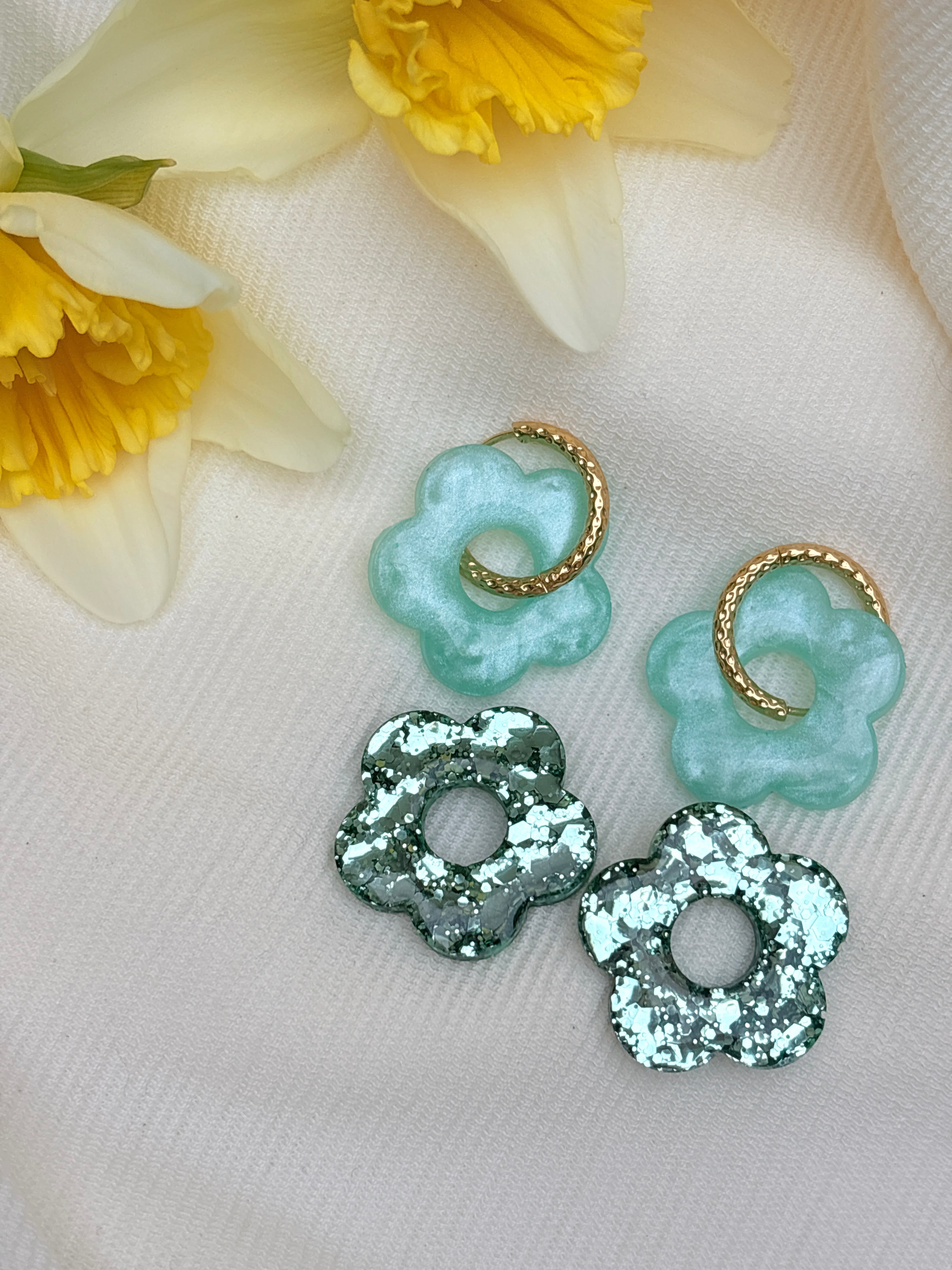 Pampilles Fleurs - taille XL - menthe nacrée (sans créoles)